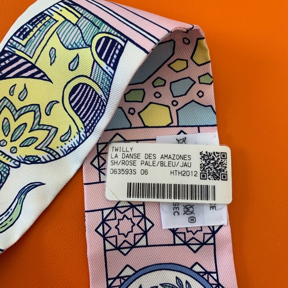 Hermes twilly La Danse des Amazones - Picture 3 of 4